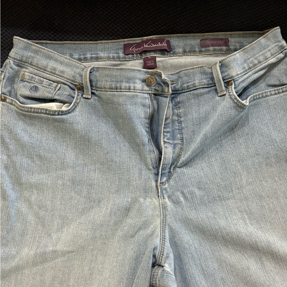 Gloria Vanderbilt jeans